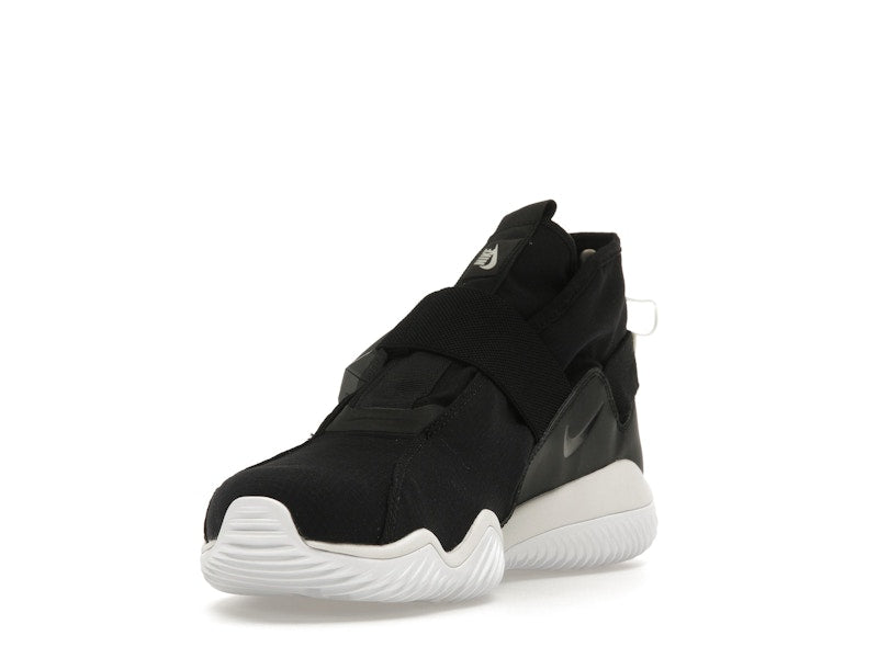 Nike KMTR Black White