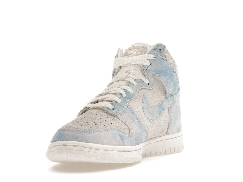 Nike Dunk High SE Clouds Celestine Blue (Women's)