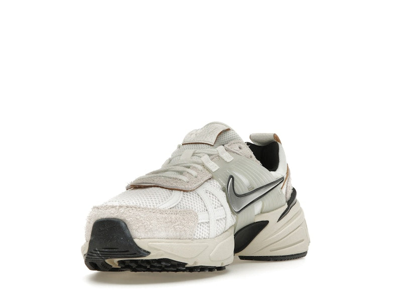 Nike V2K Run Summit White Light Orewood Brown (Women's)