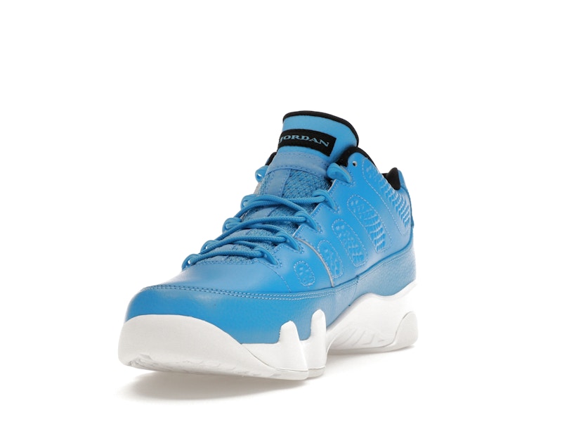 Jordan 9 Retro Low Pantone
