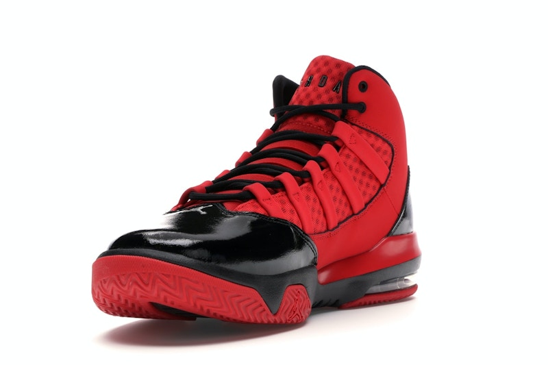 Jordan Max Aura Red Black