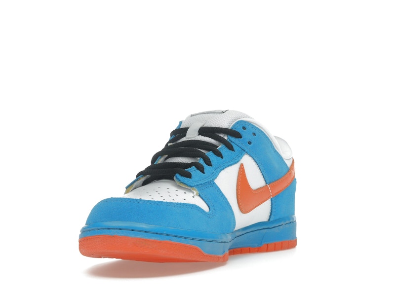 Nike SB Dunk Low Pro EMB (2006)