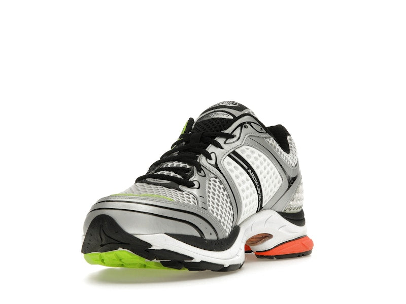 Saucony ProGrid Triumph 4 Highsnobiety Silver