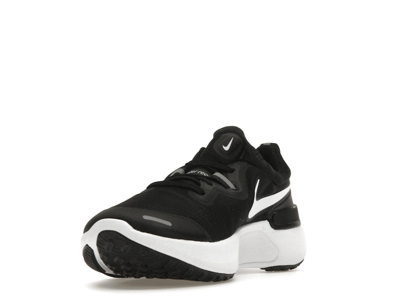 Nike React Miler Black White