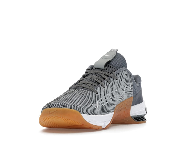 Nike Metcon 8 Smoke Grey Gum