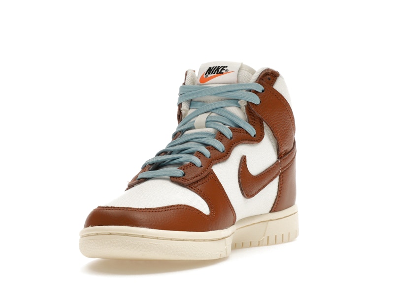 Nike Dunk High PRM Vintage Pecan Sail