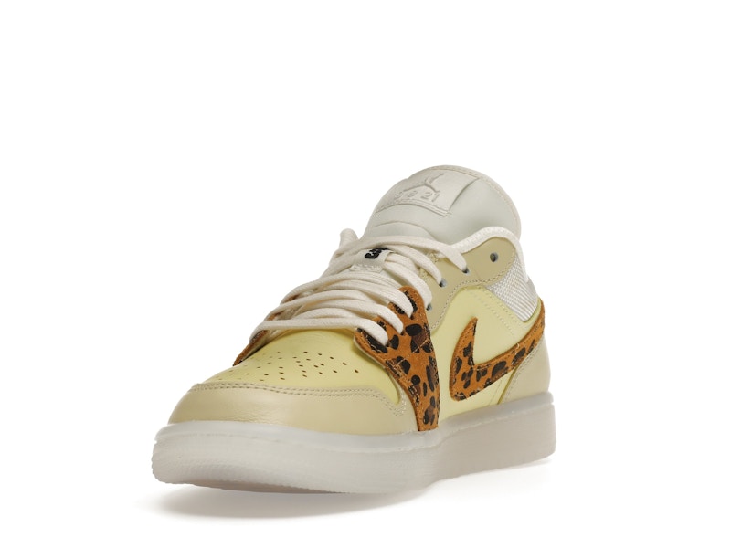 Jordan 1 Low SNKRS Day (Women's)