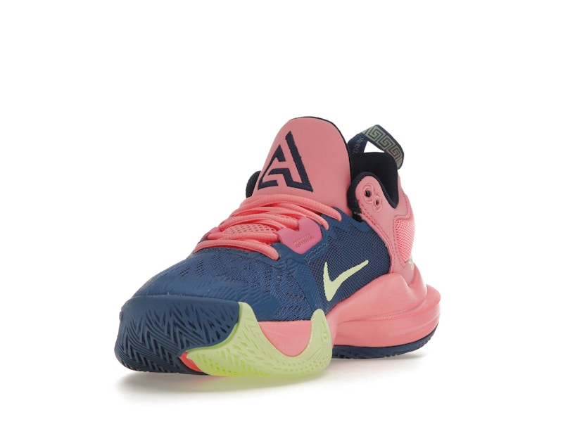 Nike Giannis Immortality 2 The Wonder