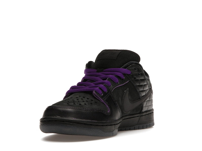 Nike SB Dunk Low Familia First Avenue