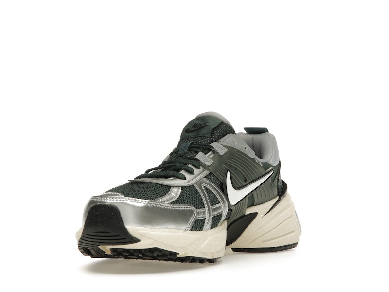 Nike V2K Run Vintage Green