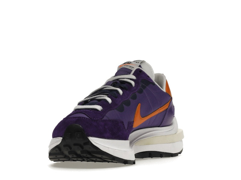 Nike Vaporwaffle sacai Dark Iris