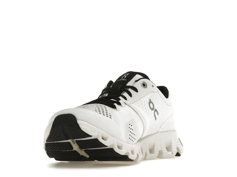 On Running Cloud X White Black (Women's)