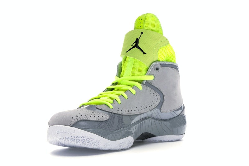Jordan 2012 Wolf Grey