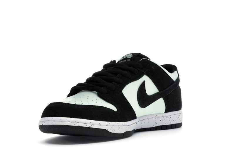 Nike SB Dunk Low Barely Green