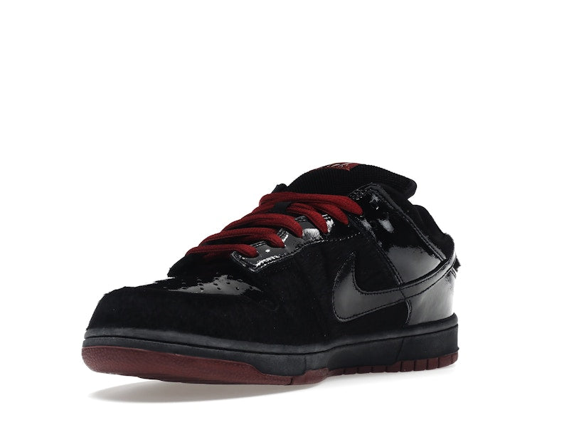 Nike SB Dunk Low Mafia
