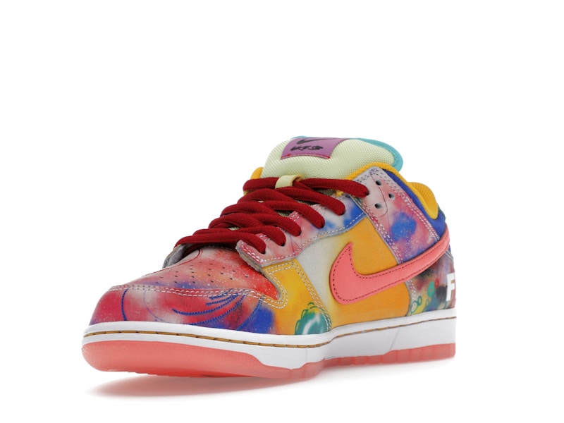 Nike SB Dunk Low Futura Laboratories Sunblush (Friends and Family)