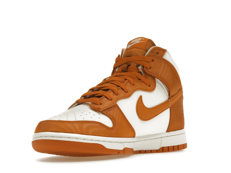 Nike Dunk High Monarch