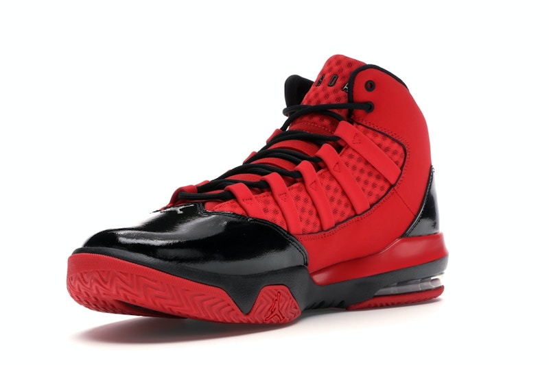 Jordan Max Aura Red Black