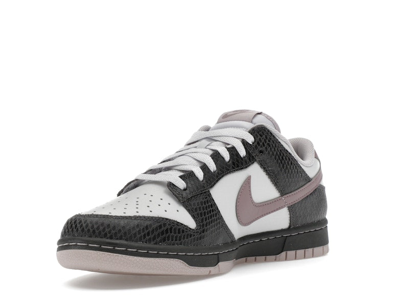 Nike Dunk Low SE Medium Ash Violet Snakeskin