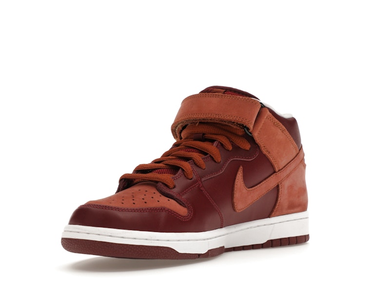 Nike SB Dunk Mid Team Red Pony