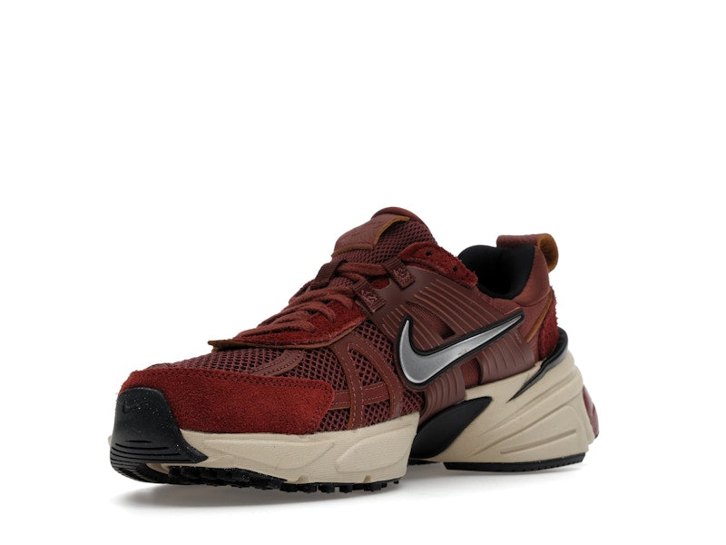 Nike V2K Run Red Sepia Dark Pony (Women's)