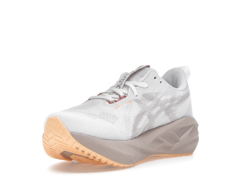 ASICS Novablast 5 White Fawn (Women's)