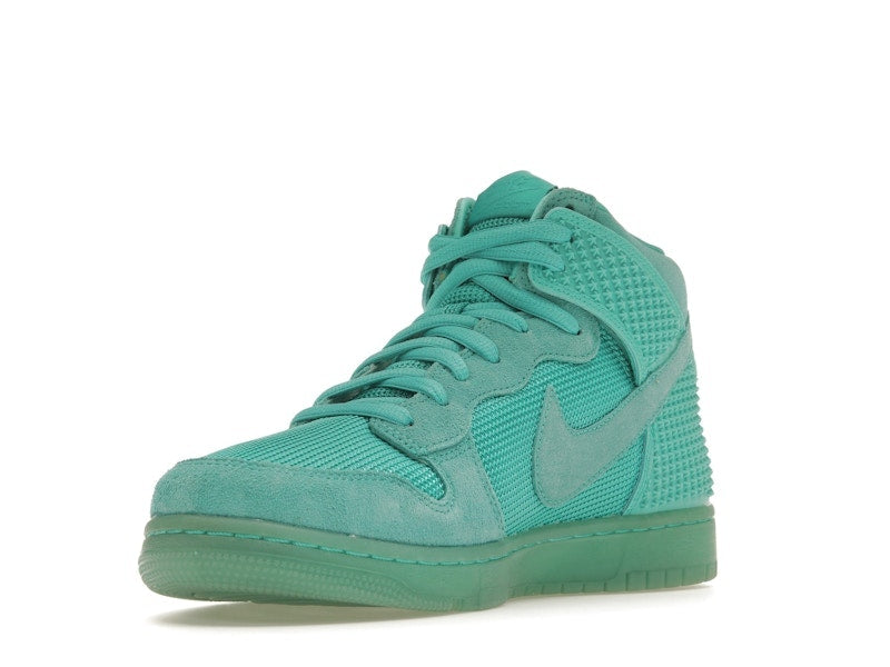 Nike Dunk CMFT Premium Light Retro