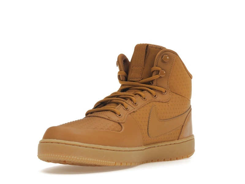 Nike Court Borough Mid Winter Wheat