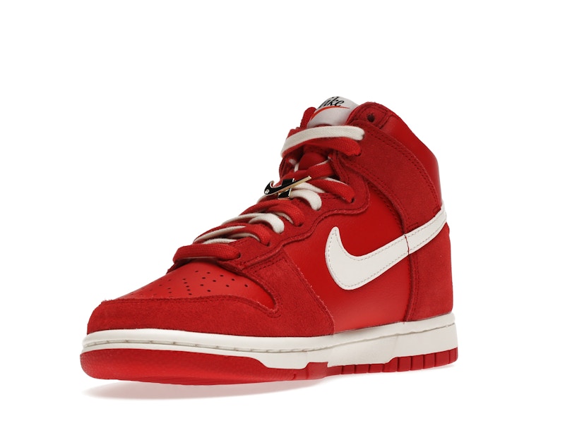 Nike Dunk High First Use Red