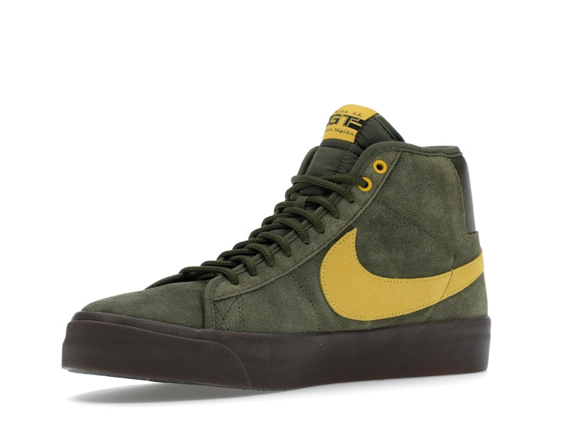 Nike SB Zoom Blazer Mid Antihero Skateboards