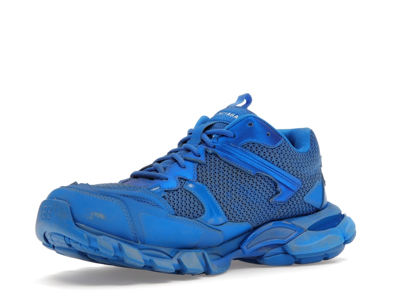 Track.3 Blue