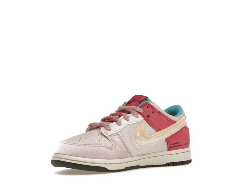 Nike Dunk Low Social Status Free Lunch Strawberry Milk (PS)