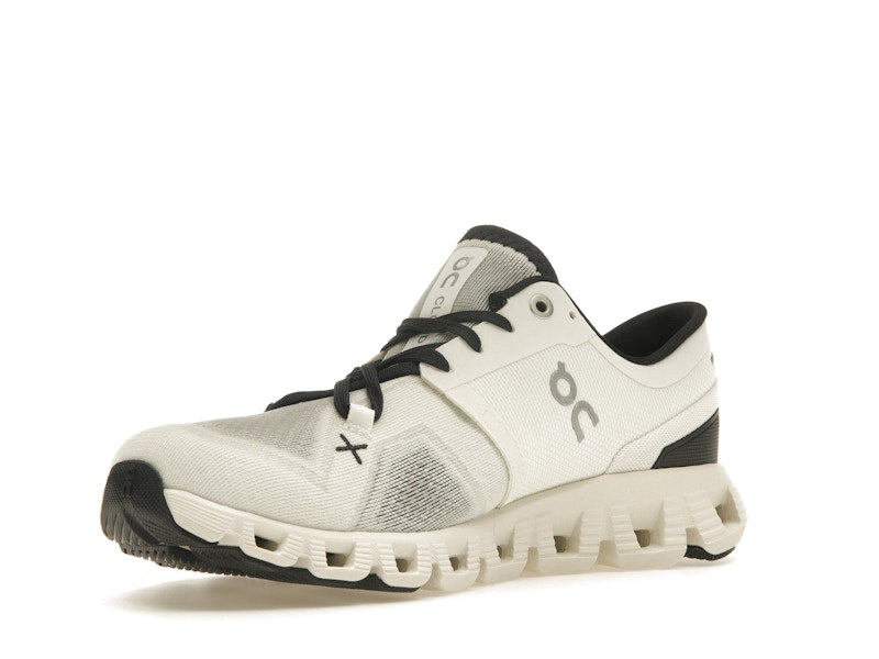 On Running Cloud X 3 White Black (Women's)