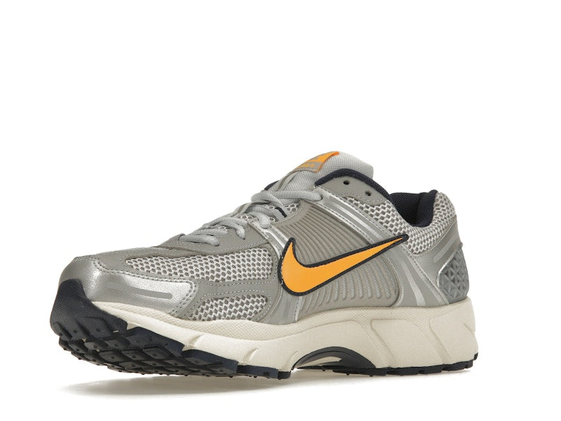 Nike Zoom Vomero 5 Pure Platinum Laser Orange