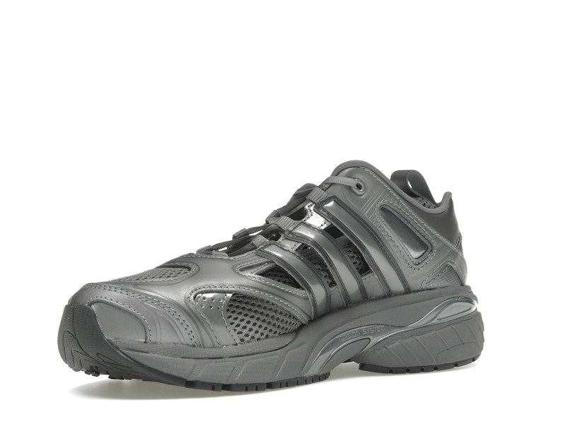 adidas Adistar Pose Taqwa Bint Ali Iron Metallic (Women's)
