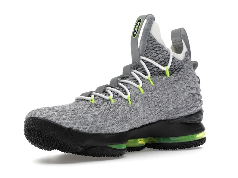 Nike LeBron 15 Air Max 95