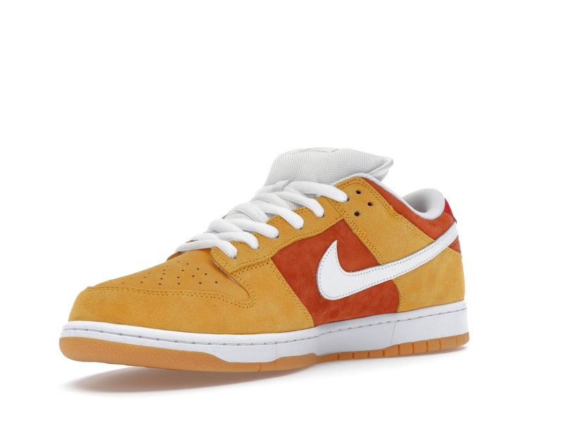 Nike SB Dunk Low Chocolate Skateboards Sun