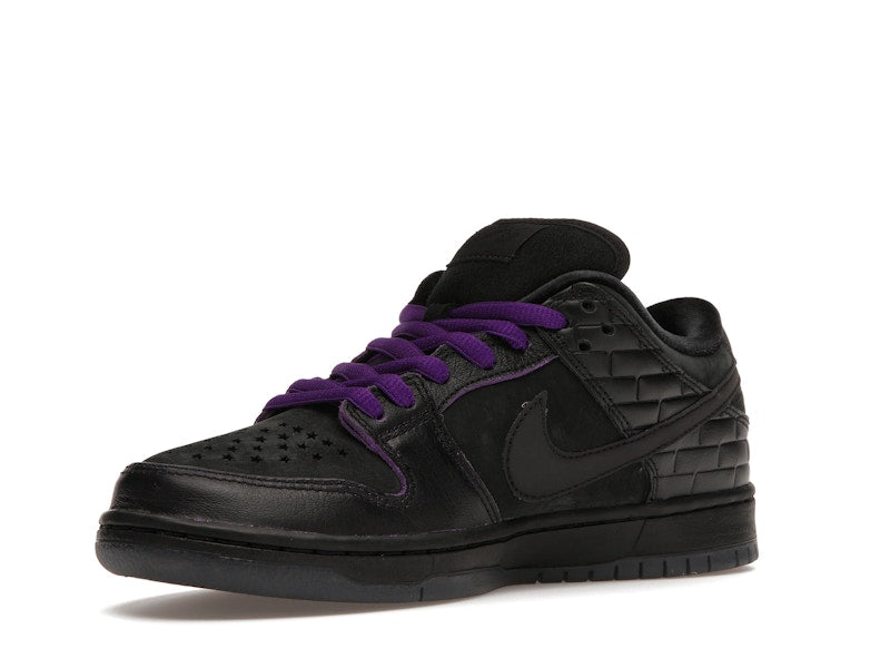 Nike SB Dunk Low Familia First Avenue