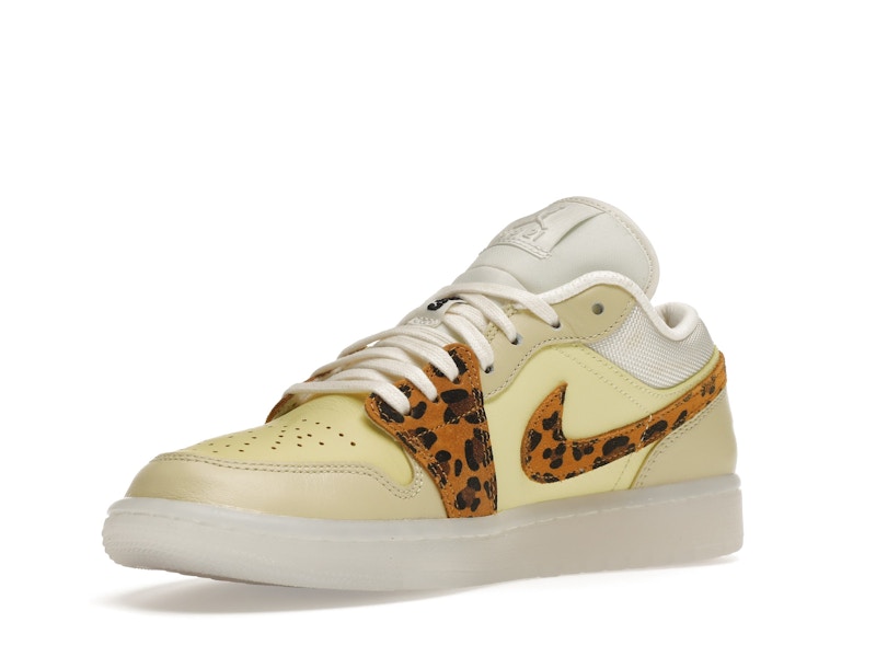 Jordan 1 Low SNKRS Day (Women's)