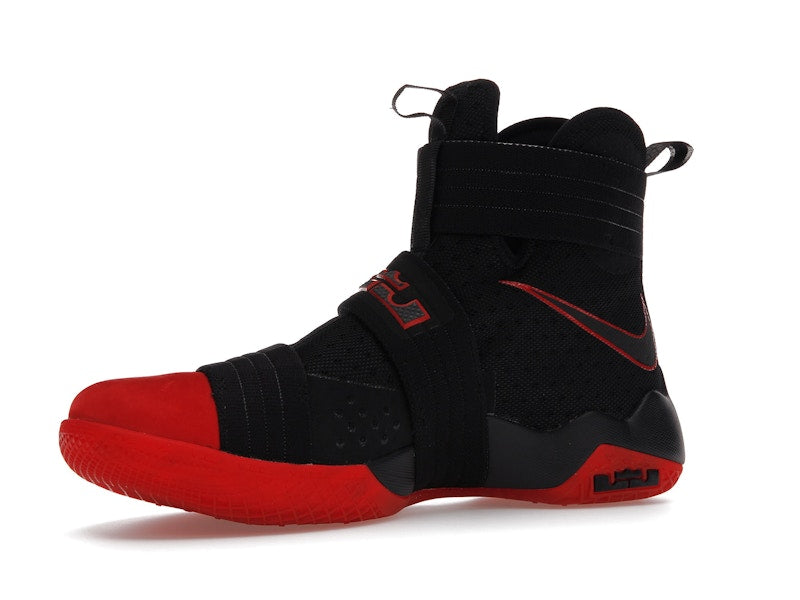 Nike LeBron Zoom Soldier 10 Un-Cleated