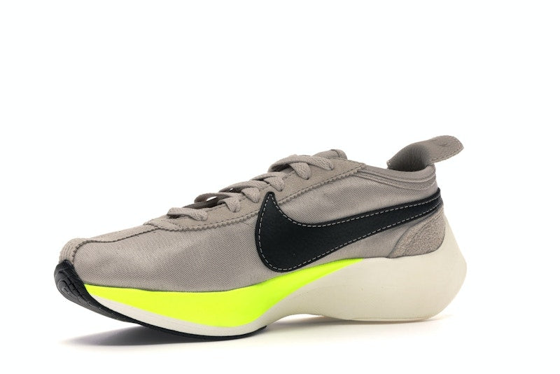 Nike Moon Racer String