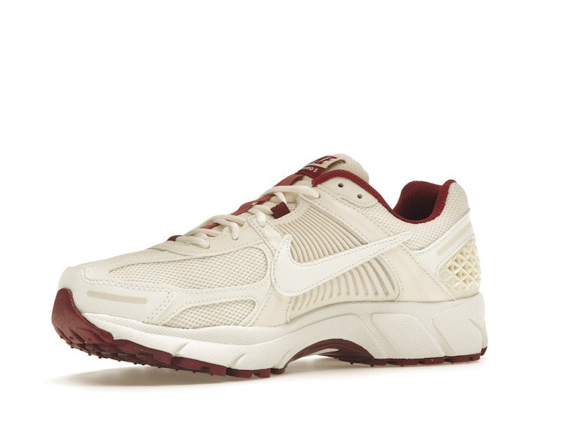 Nike Zoom Vomero 5 Valentine's Day (Women's)