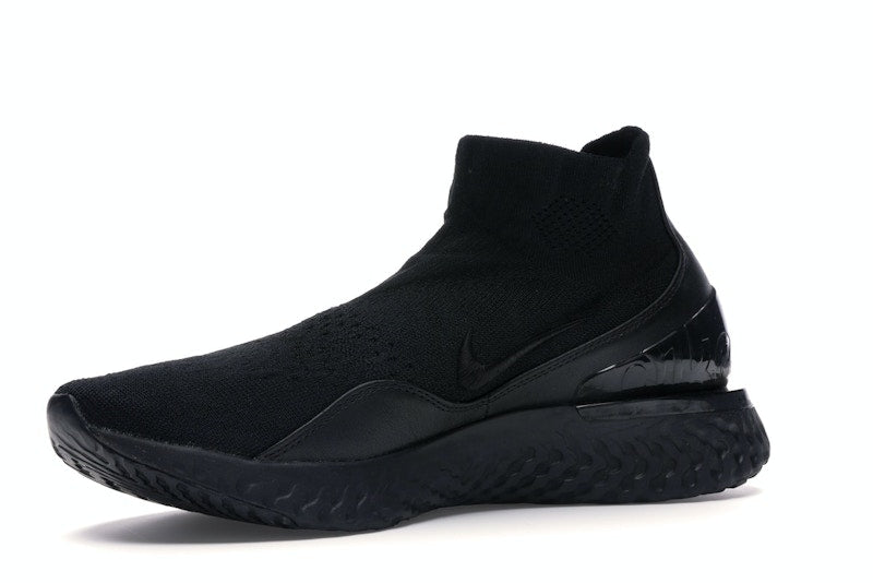 Nike Rise React Flyknit Triple Black
