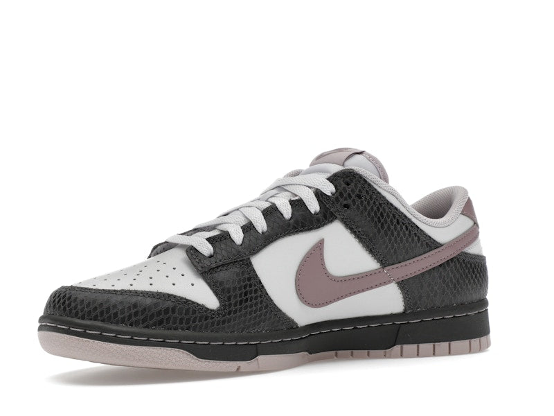 Nike Dunk Low SE Medium Ash Violet Snakeskin