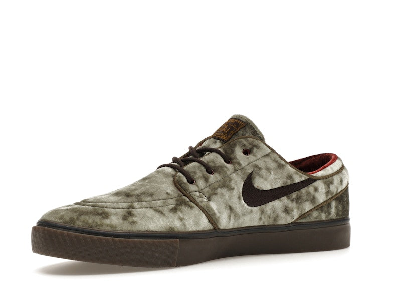 Nike SB Zoom Janoski OG+ SE Medium Olive Baroque Brown Dark Team Red Velvet Brown