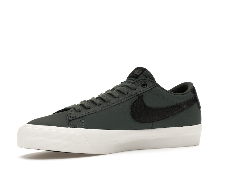 Nike SB Zoom Blazer Low Pro GT Vintage Green