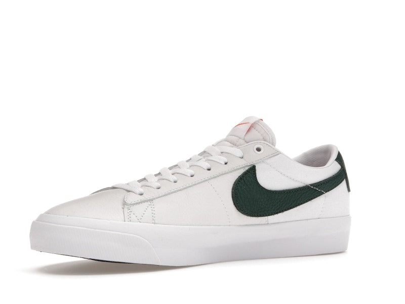 Nike SB Zoom Blazer Low Pro GT ISO White Pro Green