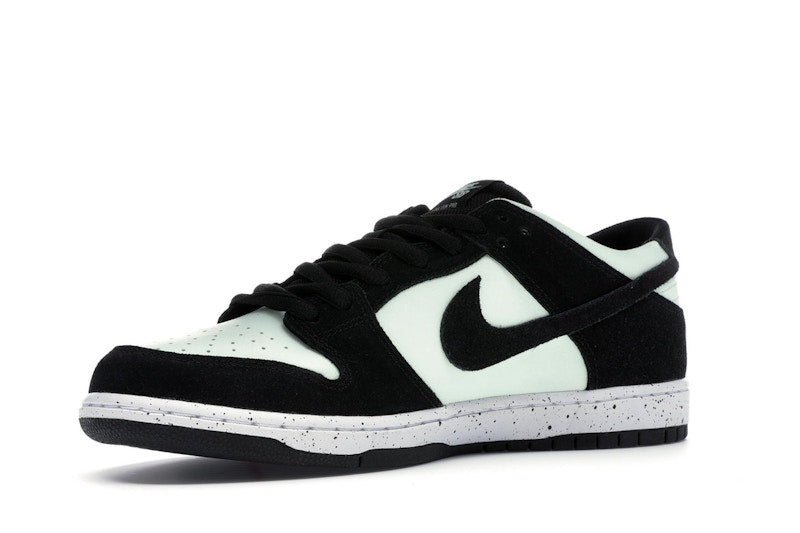Nike SB Dunk Low Barely Green