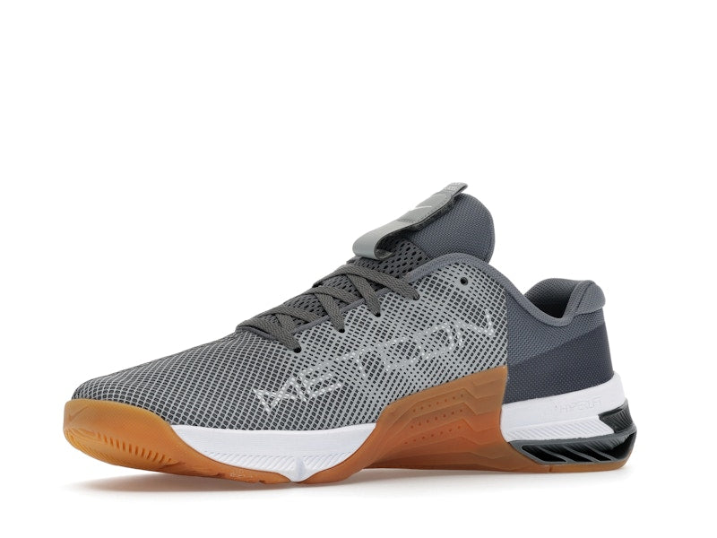 Nike Metcon 8 Smoke Grey Gum