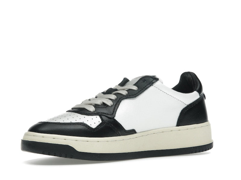 Autry Medalist Leather Low White Black (Women's)
